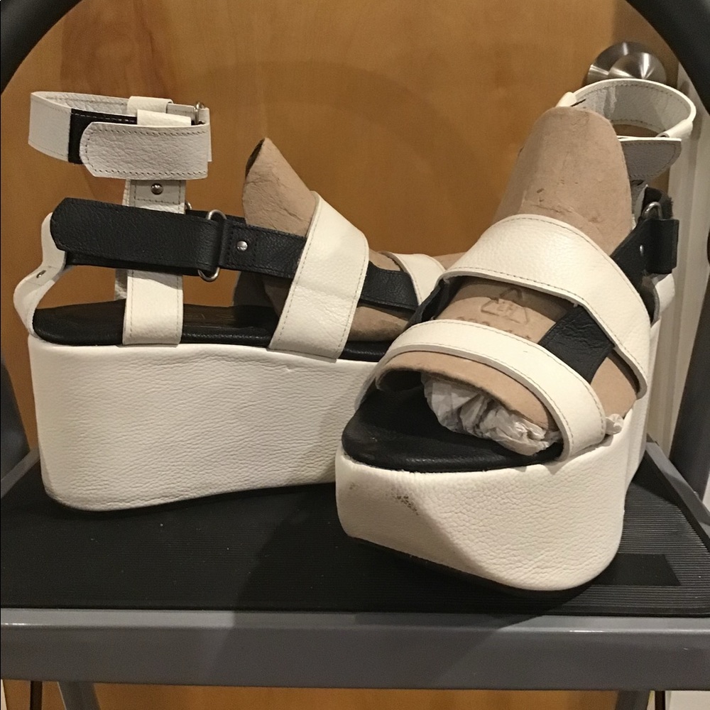Feminine Masculine platform sandals